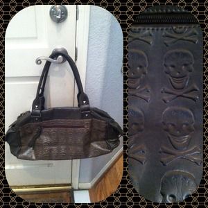 SOLD❤❤💀💀Brown Skull Handbag💀💀