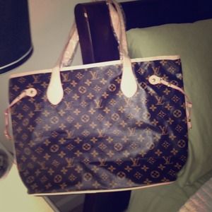 Designer inspired handbag