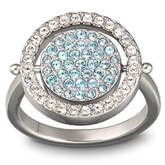 💛SOLD💛Swarovski Reversible ring.👍 PayPal