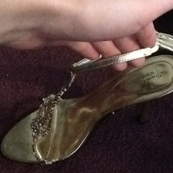 Gold rhinestone sandals - Picture 2 of 4