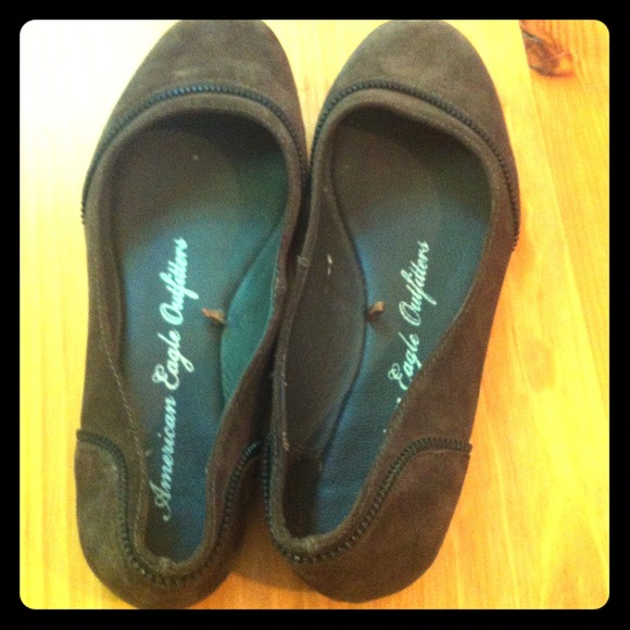 Brown American eagle flats