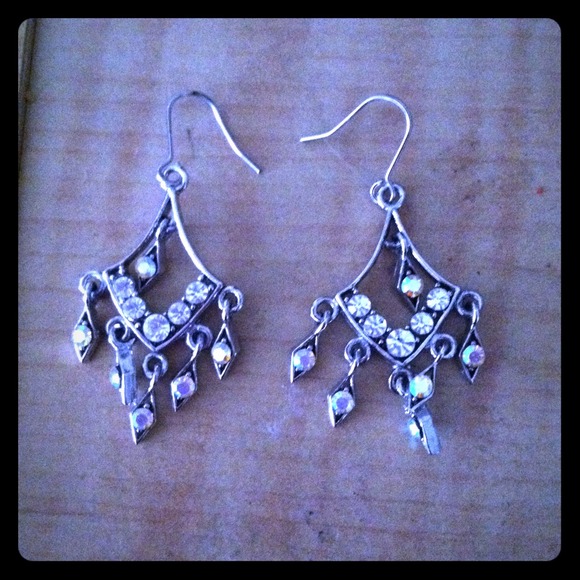🚫Sold🚫 Chandelier earrings