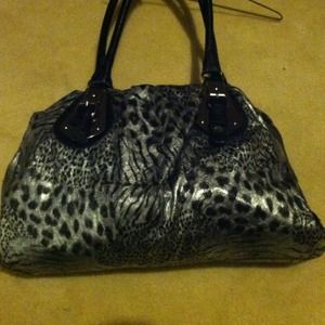 Bundle of four handbags!