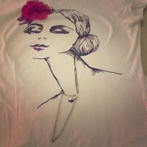 White shirt with vintage drawing