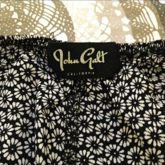 ❌Sold❌Brandy Melville shorts🎀Bundled🎀 - Picture 2 of 2