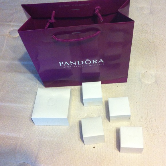 4 mini pandora boxes and 1 big box & pandora bag