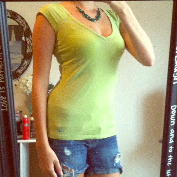 Hollister V neck