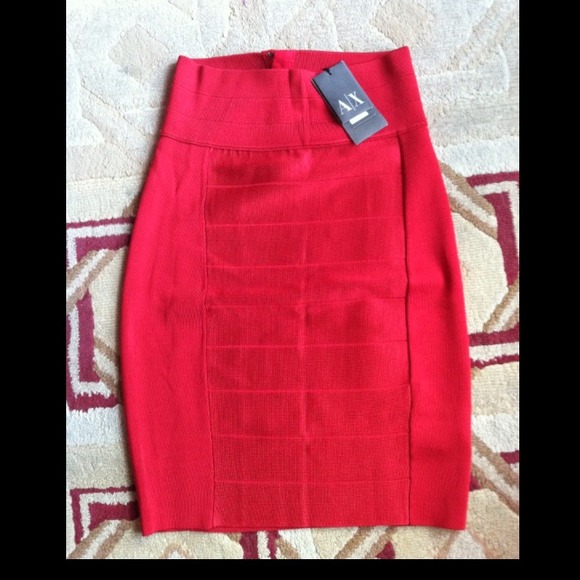Brand new A|X Red high waisted skirt 🌟🎀🎀❤