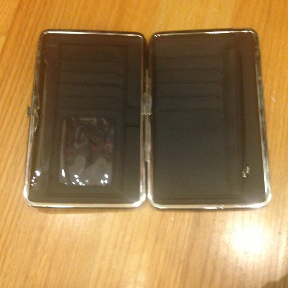Wallet - Picture 2 of 2