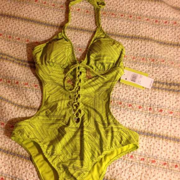 R collections monokini.