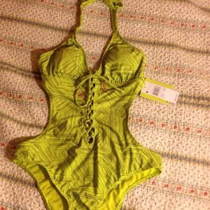 R collections monokini.