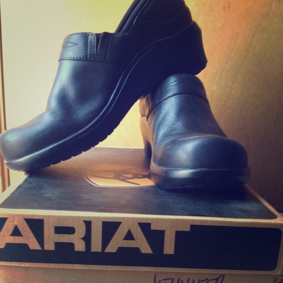 ARIAT Santa Cruz clog in black