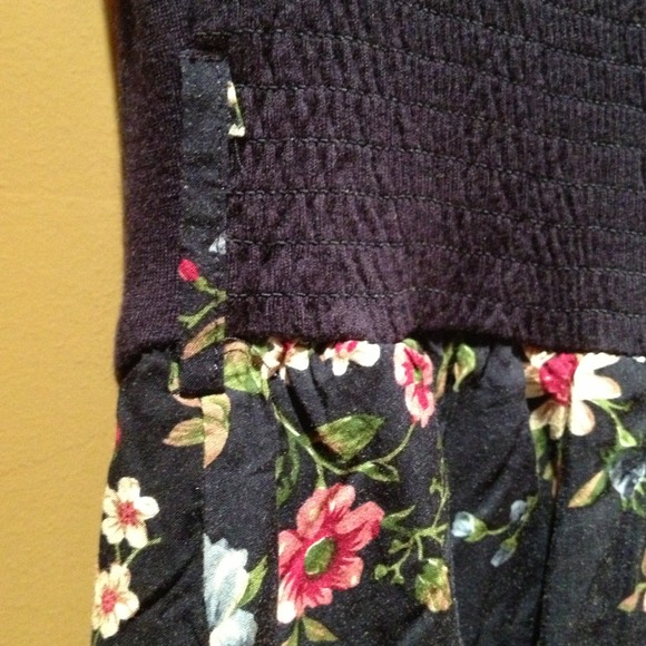 Navy blue floral dress - Picture 3 of 4