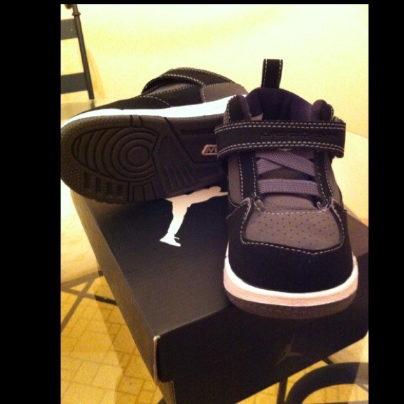 Kids Jordan Flight Shoes