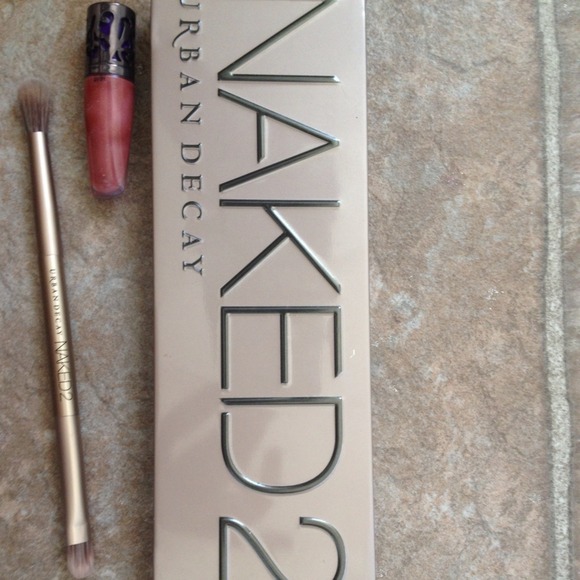 Newly Reduced Price!! Urban Decay Naked Palette 2