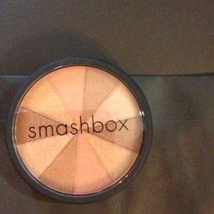 Smash box