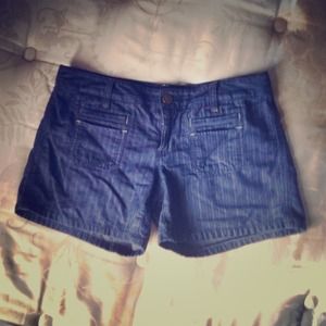 🐋TRADED❌ Navy pinstripe Gap shorts