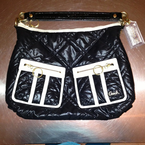 SOLD!! Fabulous COACH Poppy Quilted Bag