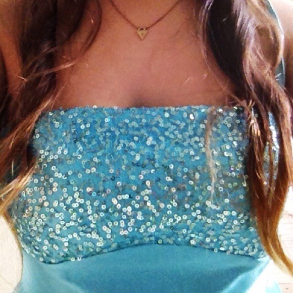 Jessica McClintock short prom dress - Picture 3 of 4