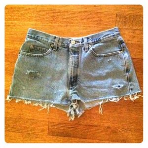 High Waisted Jean shorts! Cute!