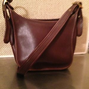SOLD Authentic VINTAGE Brown Coach Hobo!!