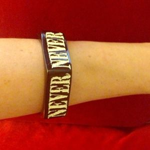 Jessica Kagan Cushman Black bracelet