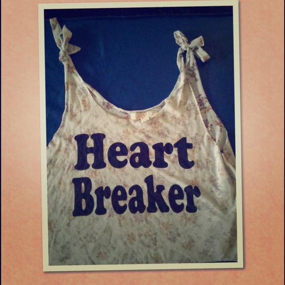 Forever 21 Heartbreaker Crop Top Size Large