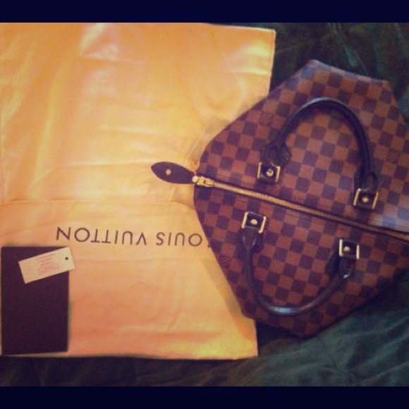 LV purse