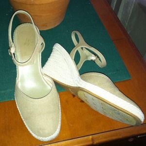 Lifestride tan espadrille wedges.