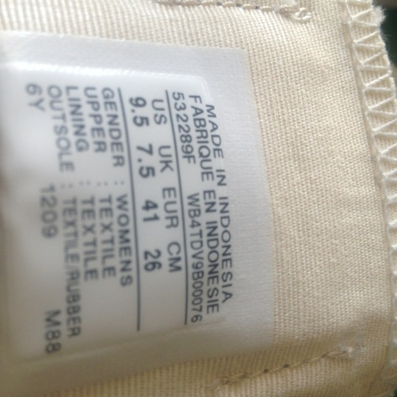 Sold in bundle! - Picture 3 of 4