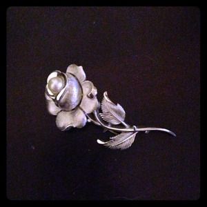 Vintage gold flower with pearl inlay pin.  Sold