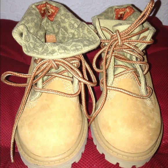Timberlands - Picture 3 of 4
