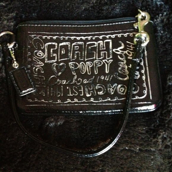 ❗HOLD❗Authentic black coach coin purse✨
