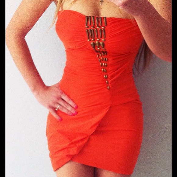BRAND NEW SEXY CORAL DRESS - Picture 2 of 3