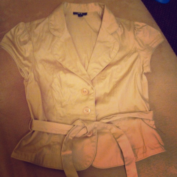 Khaki short sleeve jacket/blazer