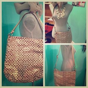 Authentic NEVER WORN BEFORE COACH PURSE