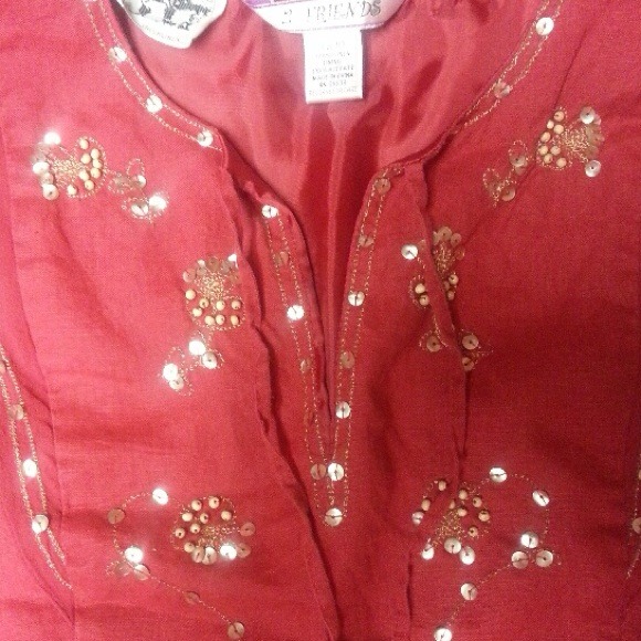 Nice top new - Picture 3 of 4