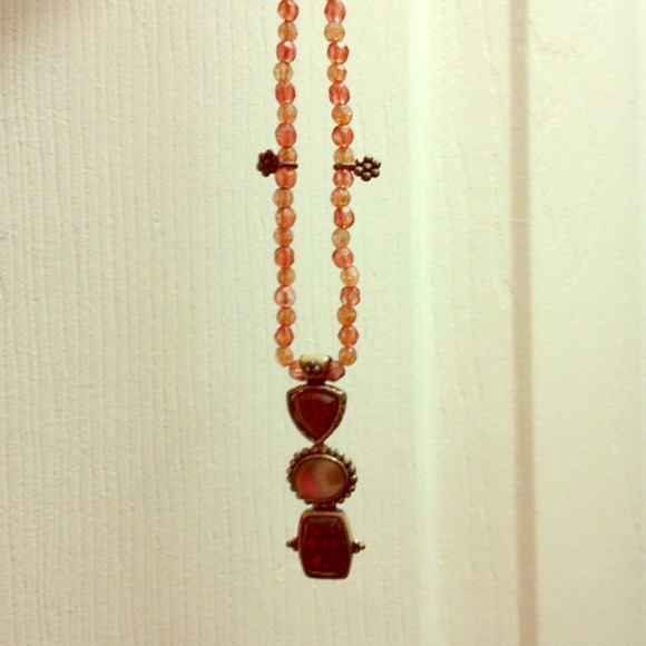 Pink quartz bead necklace with multi-color pendant