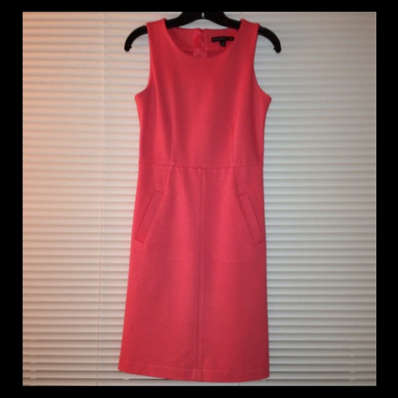 KEEPING?? 🌟2X HP🌟Banana Republic Mad Men dress - Picture 2 of 4
