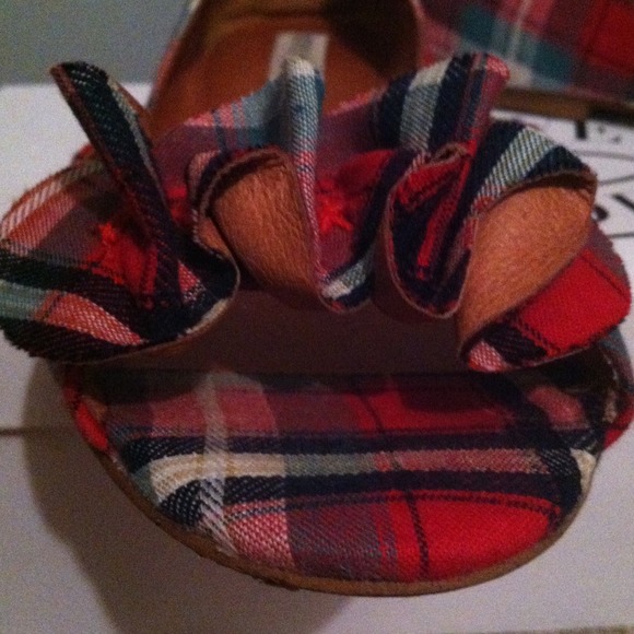 Steve Madden Plaid Ruffle Flats, 10 - Picture 3 of 5