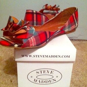 Steve Madden Plaid Ruffle Flats, 10