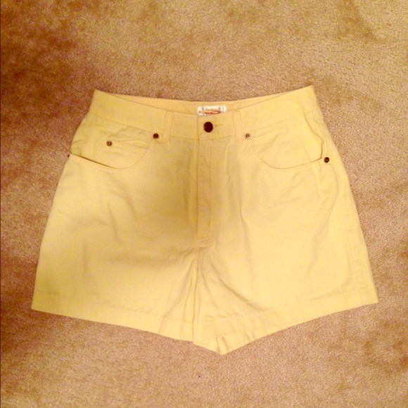 ⭕️👊HOLDING👊⭕️ @aidenpoops!