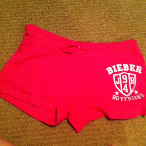 Justin Beiber shorts