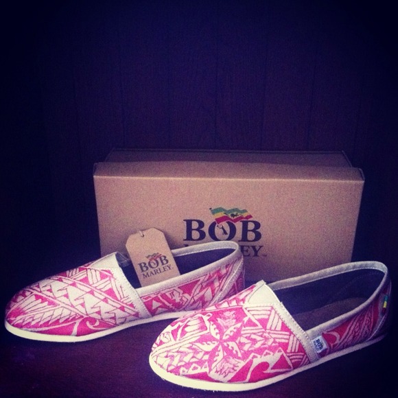 SOLD Handmade Bob Marley slip ons