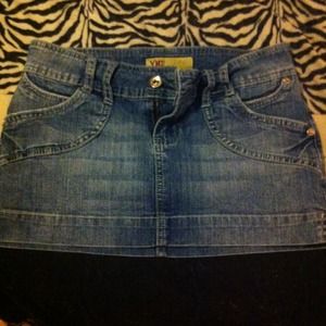 💗Sold in a Bundle! 💗Skirt