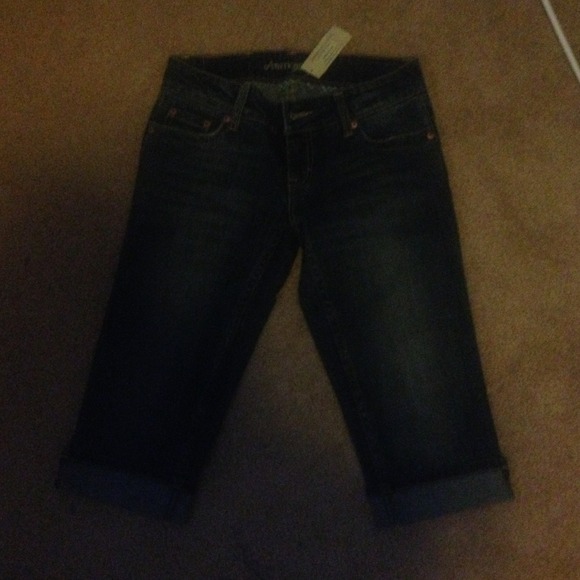 NWT American Eagle capris - Picture 1 of 3