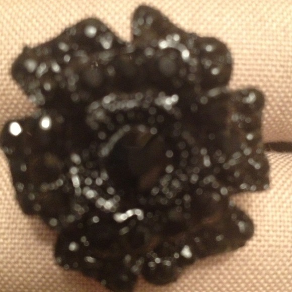 Ring - Picture 2 of 2