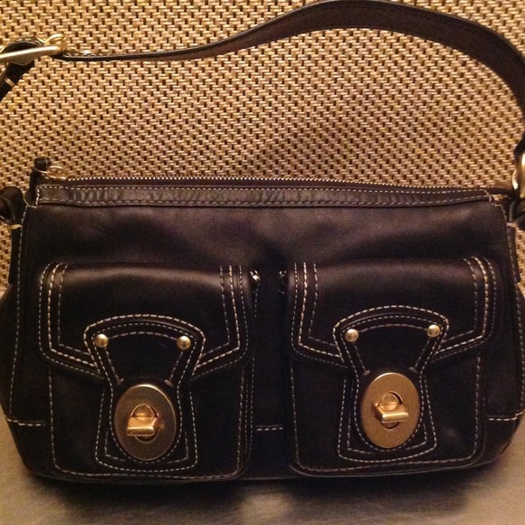 SOLD Beautiful all Leather COACH purse!!!