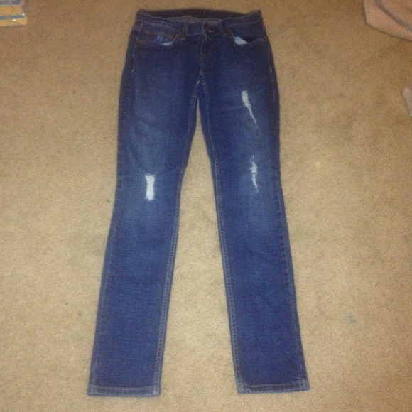 524 Levi's - Picture 1 of 3