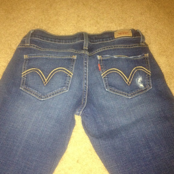524 Levi's - Picture 3 of 3